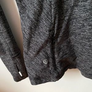 Gently used lululemon long sleeve